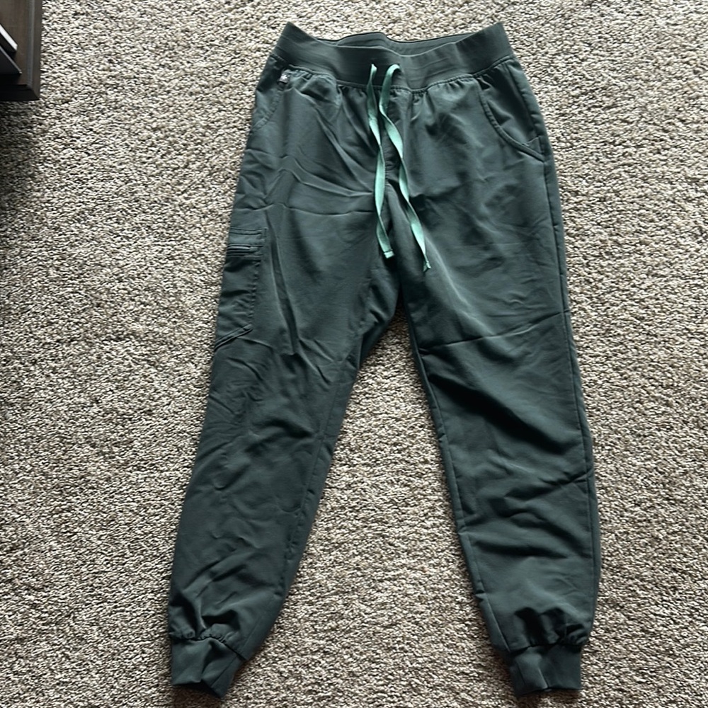 Women’s Figs Green Jogger Pants